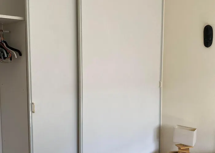 Partage Sauf Salon Quarto em Acomodações Particulares *