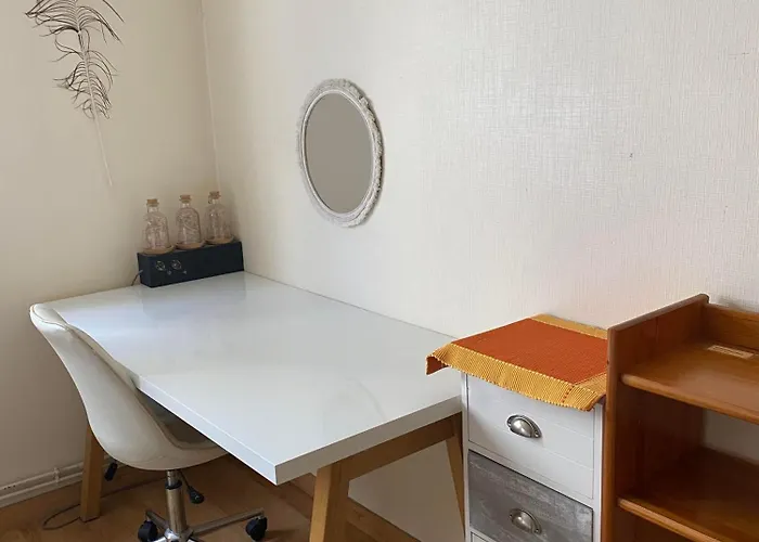 Partage Sauf Salon Quarto em Acomodações Particulares *